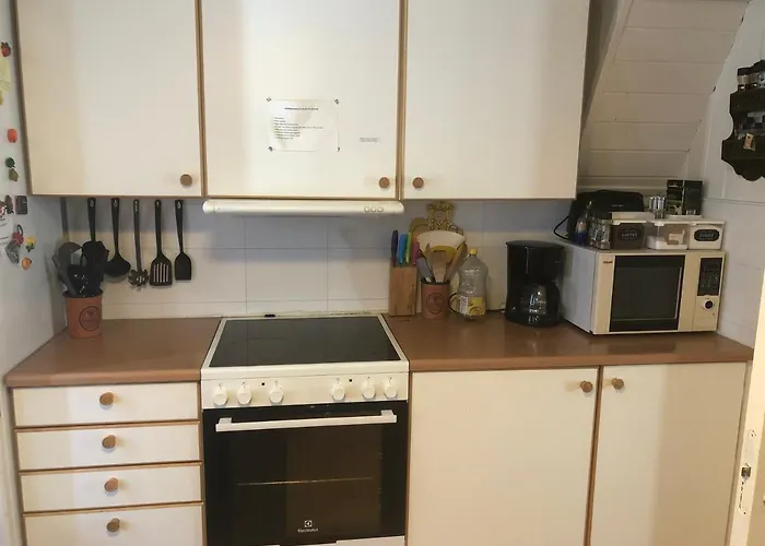 Almenningsgata 9a Vendégház